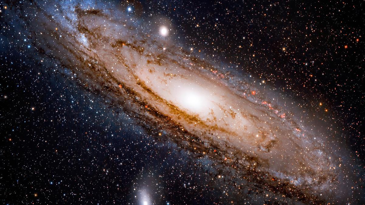 Andromeda Galaxy Entering ‘Middle Age’: What It Means for Our Cosmic Neighbour